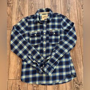 Hollister Men’s Blue Plaid Flannel Shirt Size L Long Sleeve Button Front Casual